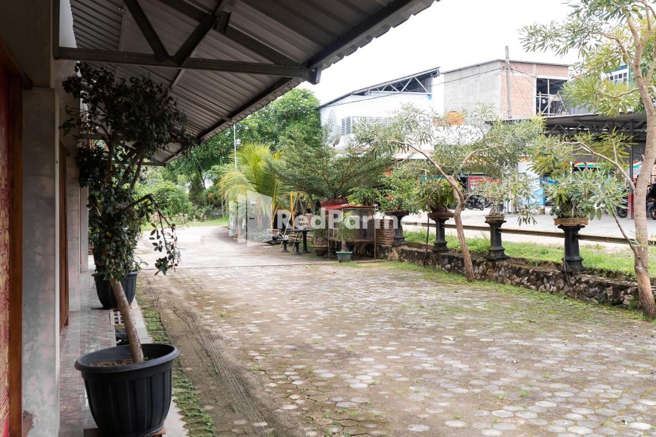 Pondok Kelapa Homestay Lampung Mitra Reddoorz バンダールランプン エクステリア 写真